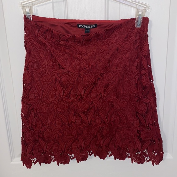 High Waisted Floral Lace Skirt - Picture 2 of 5